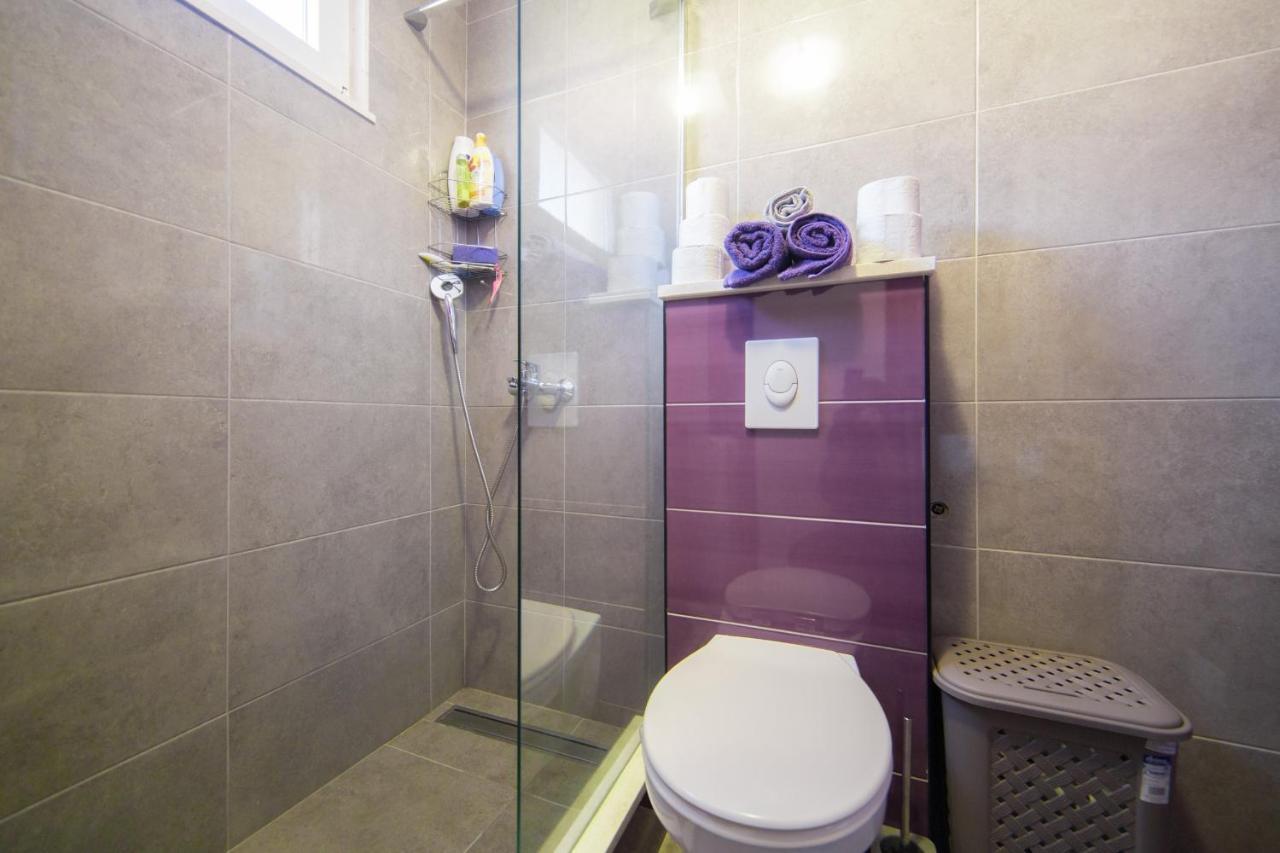 Apartment Caluna Podgora Esterno foto